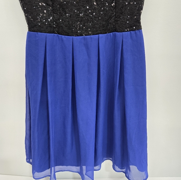 B Darlin Black Sequin and Blue Dress - Picture 3 of 6